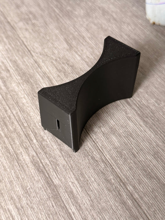 LunaticsCo MK1 Motorsport 3D-printed black cup holder divider for 98-05 Lexus GS with integrated rubber cushion