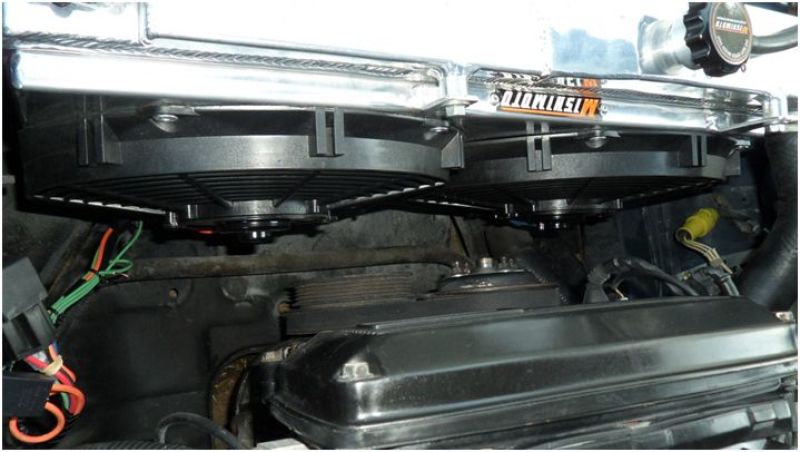 Mishimoto Aluminum Fan Shroud Kit 1983-1987 Toyota Corolla - Lunaticsco