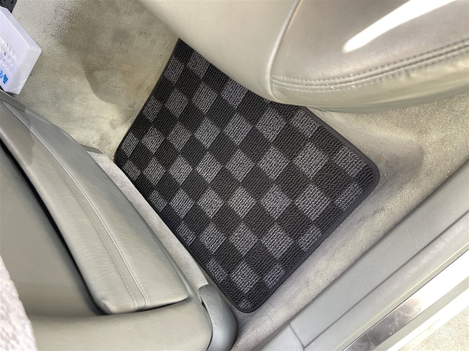 P2M Front + Rear Race Floor Mats For 1995–2000 Lexus LS400 (UCF20) - Lunaticsco