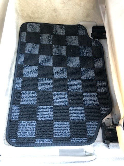P2M Race Floor Mats Lexus SC300 SC400 (Z30) 1992-2000 Dark Grey - Lunaticsco