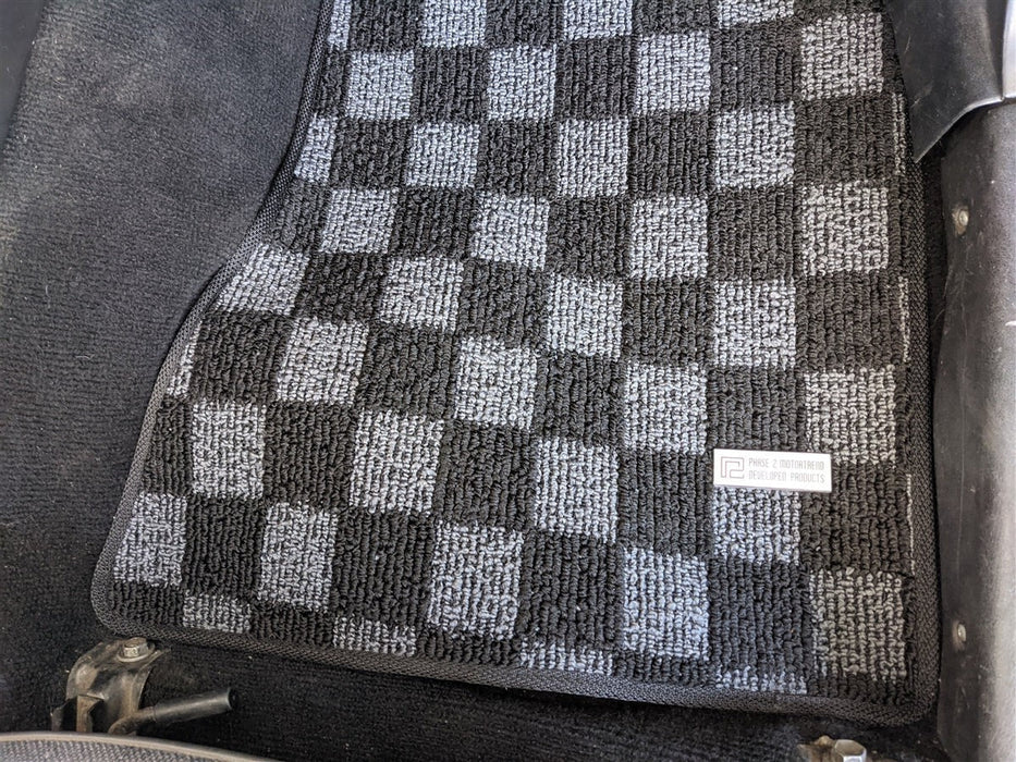 P2M Race Floor Mats Toyota Corolla AE86 Dark Grey 1984-1987 - Lunaticsco