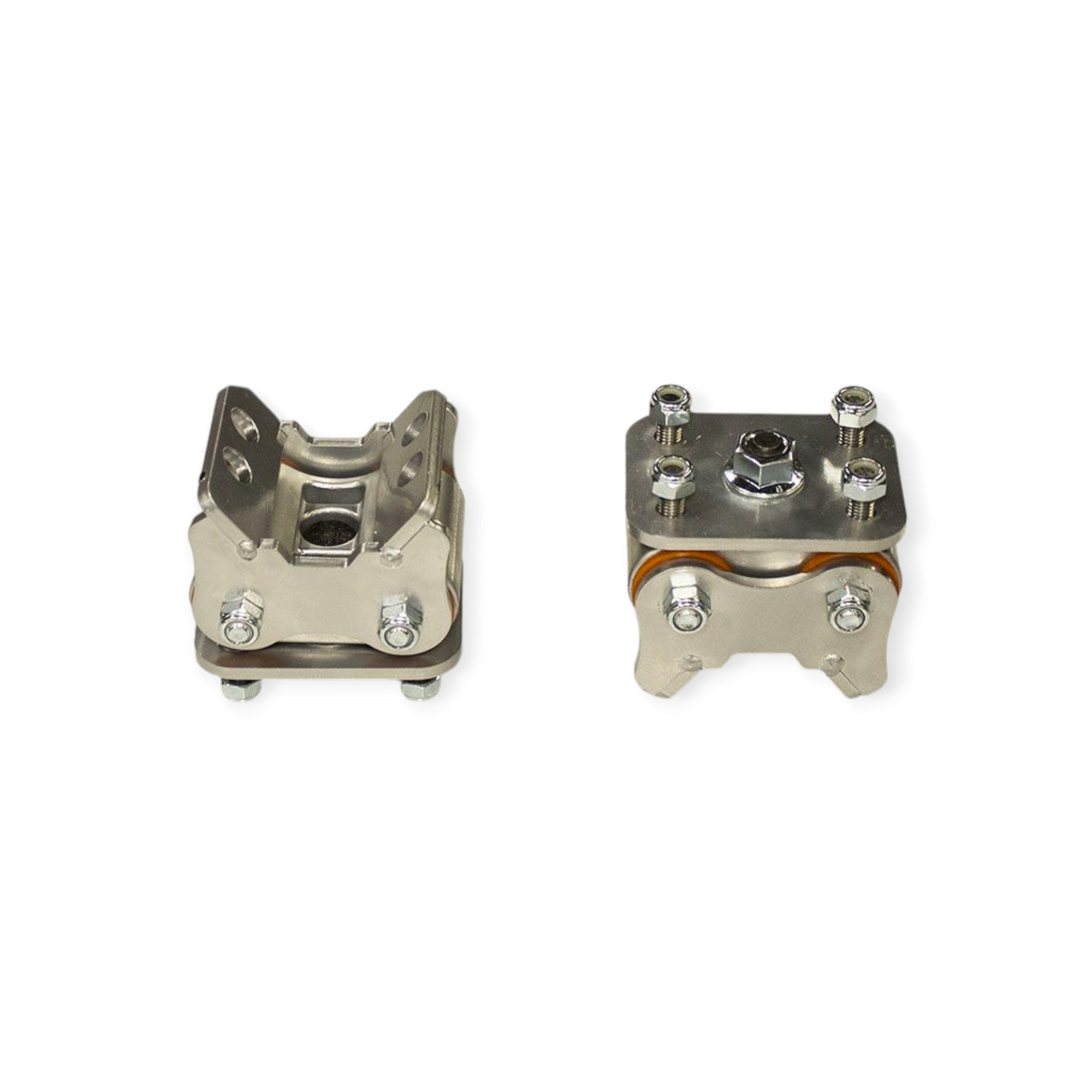 mtnyです。 Xcessive Manufacturing's Urethane Transmission Mounts
