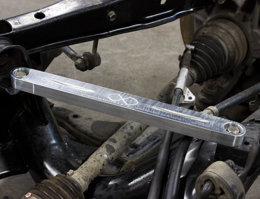 Xcessive Manufacturing Rear Subframe Brace Bars Lexus IS300 01-05 - Lunaticsco