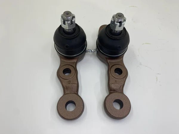 Heat Lightning Speed Shop Hot Strike High-angle Ball Joints (Lexus 01-05 IS300) - Lunatics